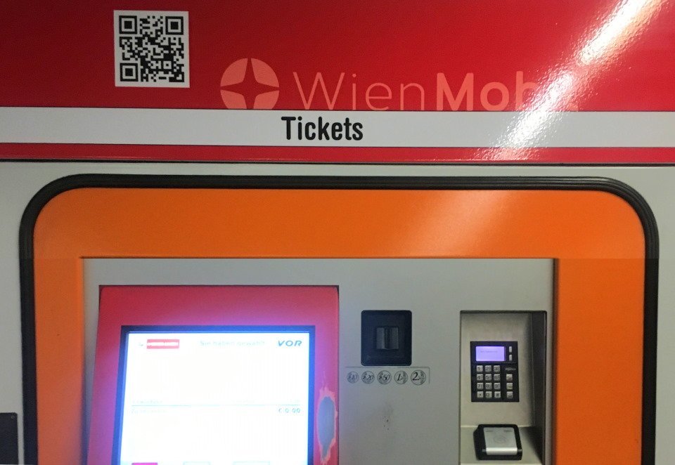 Codice QR sulla biglietteria automatica